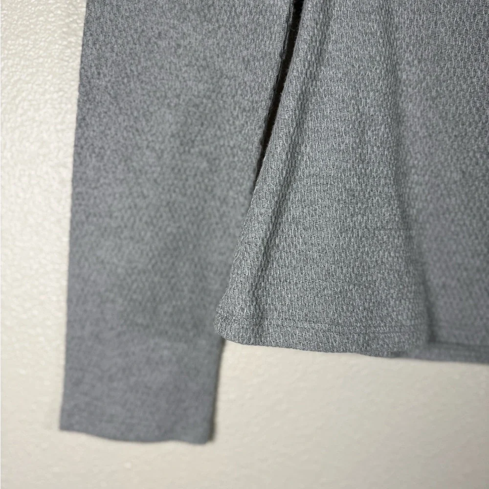 Anthropologie Pilcro Gray Notch Neck Tee - small G3